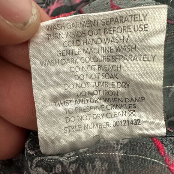 Womens Sheer Floral Button-Up Blouse Size 16 By Millers Woman - Picture 6 of 6